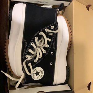 Converse Run Star Hike